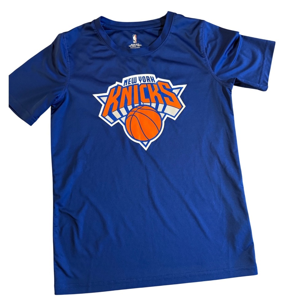 NBA New York Knicks Youth Graphic T-Shirt Blue Size Medium 10/12 Basketball Tee